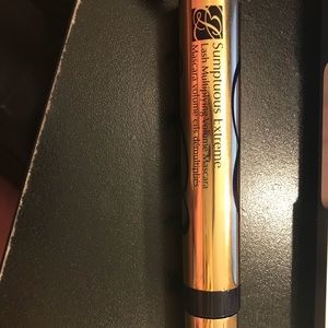 Estée Lauder extreme multiplying volume mascara